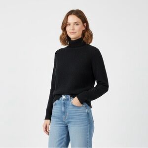 VINTAGE ANGORA WOOL SWEATER